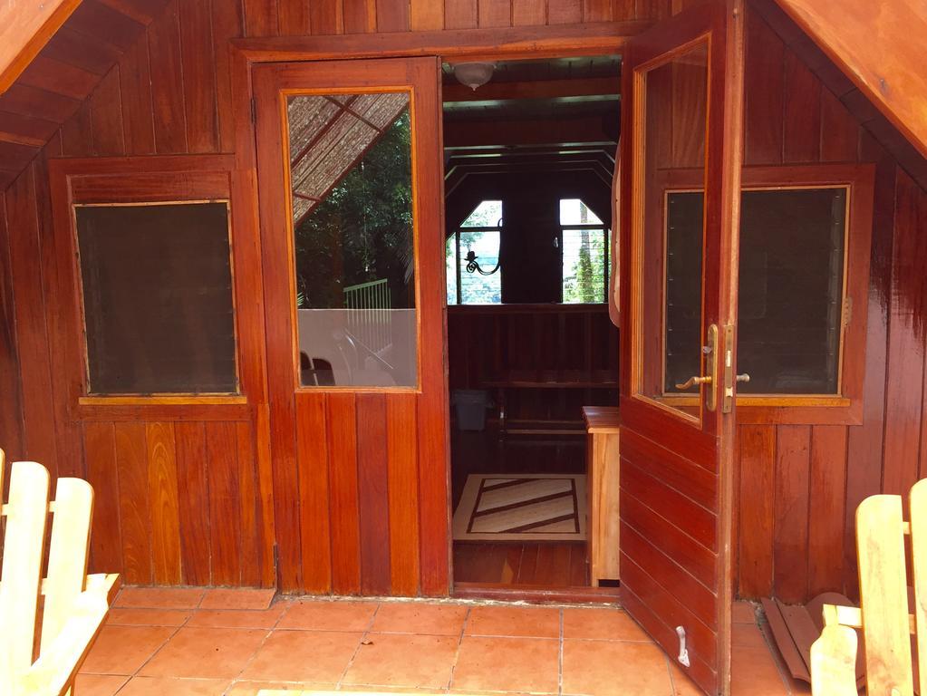 Chalet Nicholas Bed & Breakfast Nuevo Arenal Eksteriør bilde